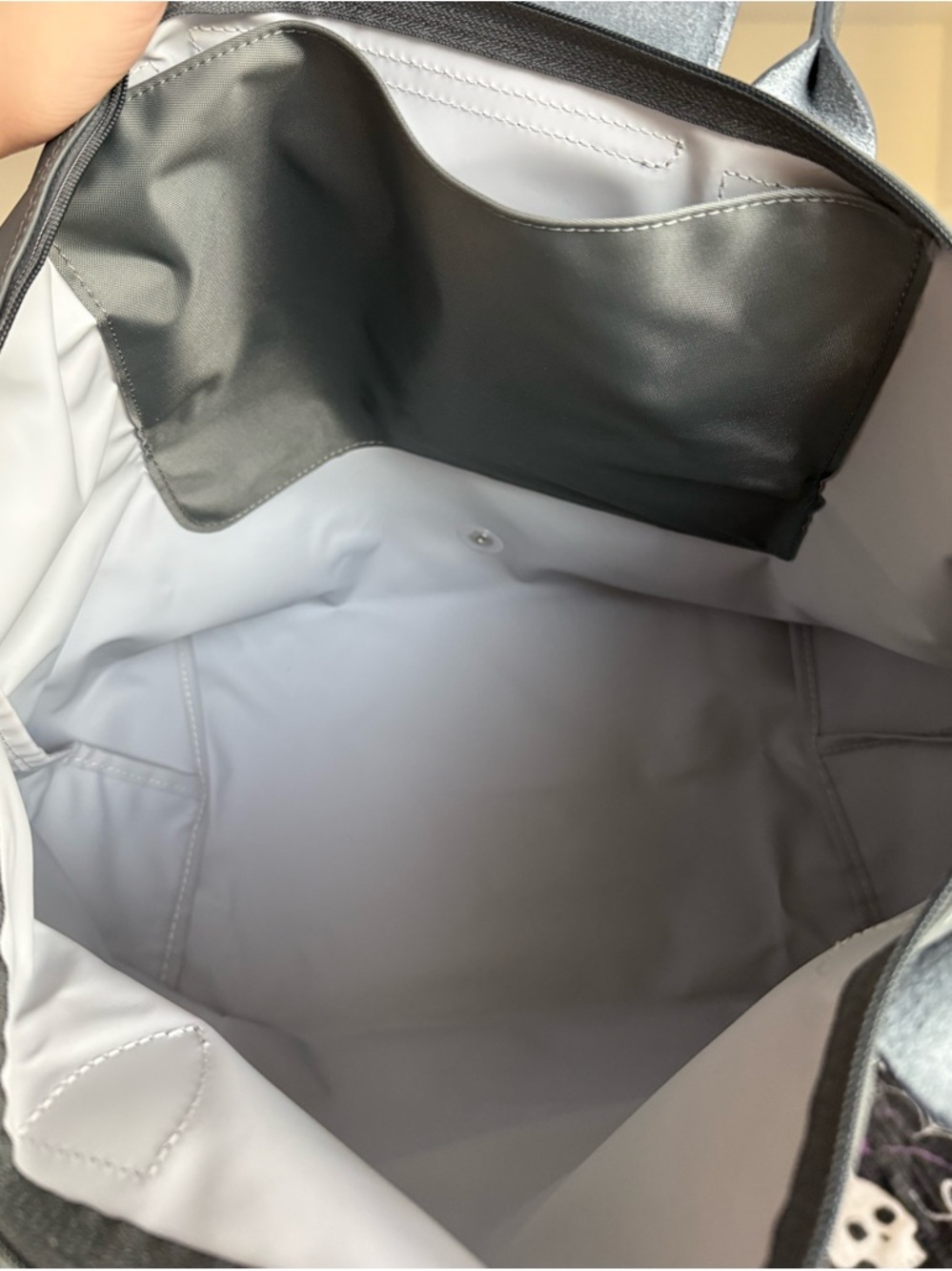 EUC Longchamp le pliage “green” large shoulder tote in graphite - Picture 7 of 9